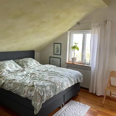 Nussbaum-nest Daire Hausen (Rhon-Grabfeld)